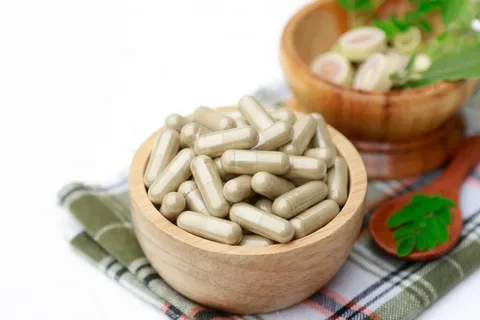 تصویر 4 از قرص گیاهی مریم گلی تهیه شده از گیاه ارزشمند